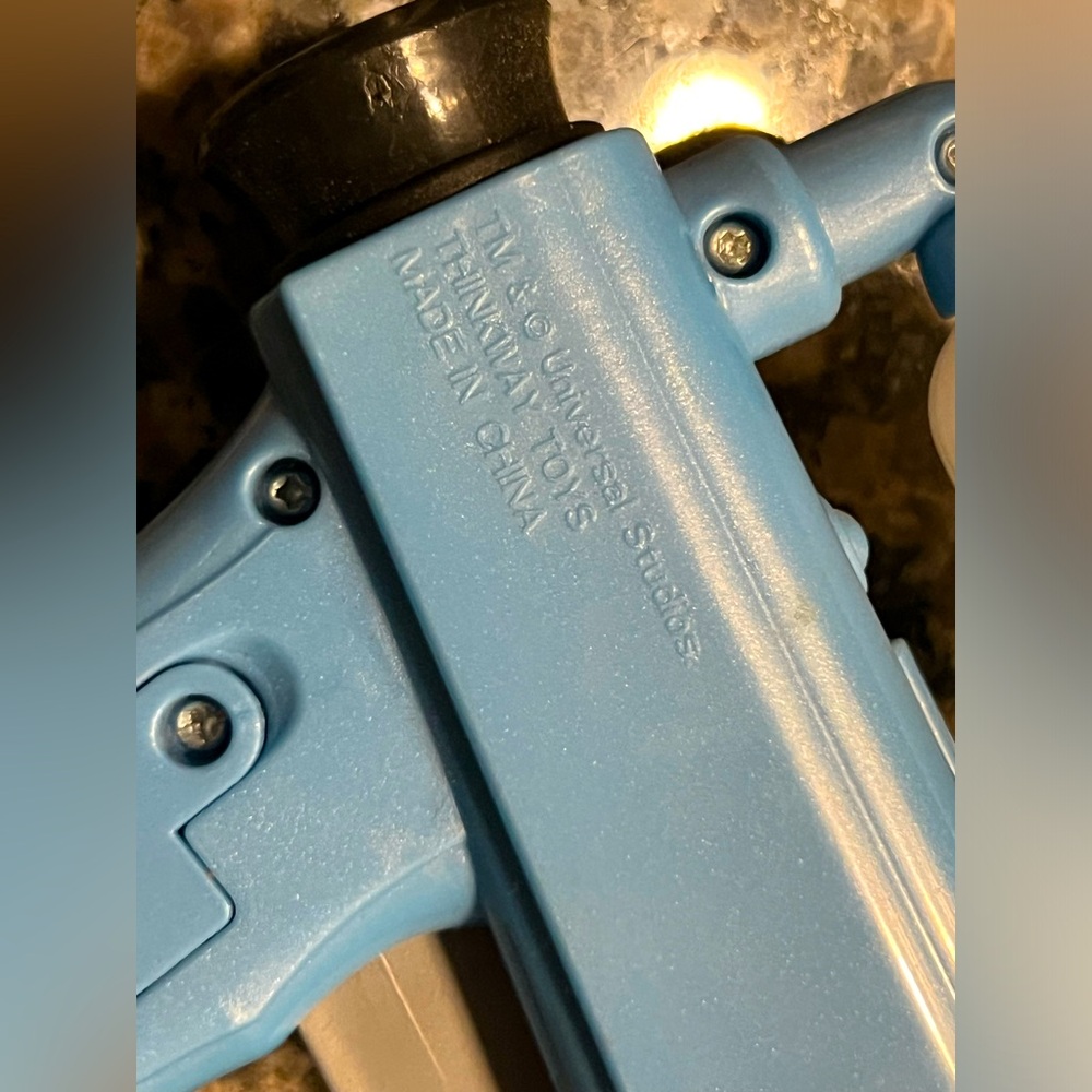 Minions fart blaster - works - Picture 4 of 4